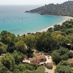 https://villa-la-petite-etoile.in-sardinia.net