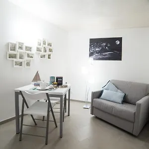  Apartamento 330 Italia