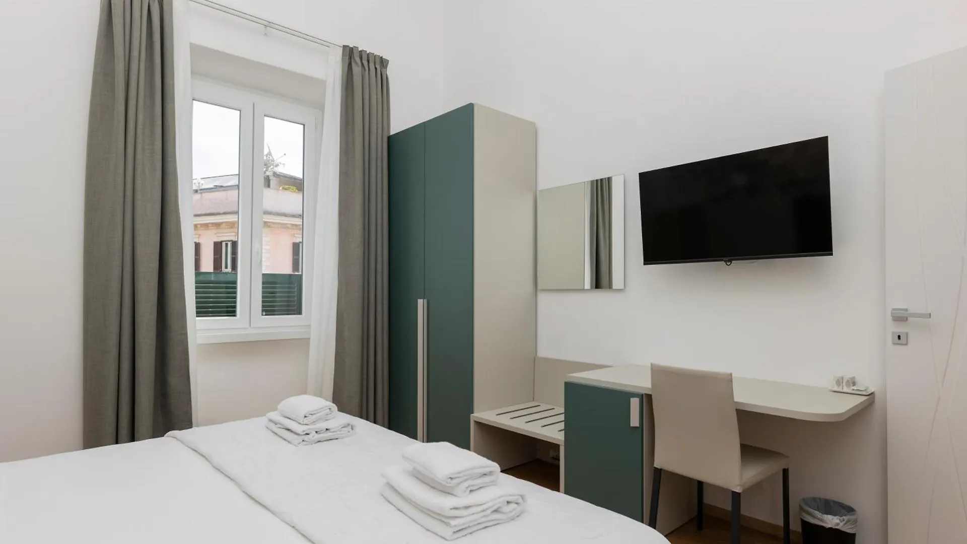 Hotel Amalfi Rome