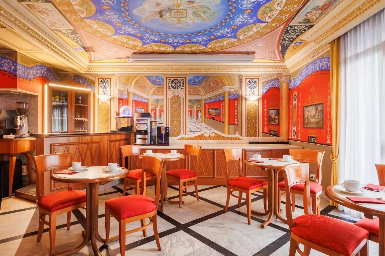 Hotel Amalfi Рим 3*,
